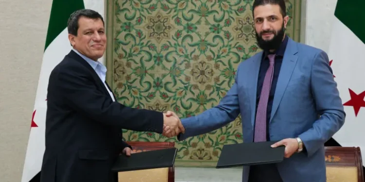 تعثر المفاوضات بين الشرع وعبدي واعتقال عشرات الفارّين من عصابة داعش