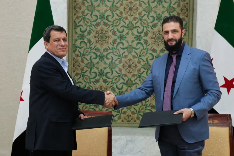 تعثر المفاوضات بين الشرع وعبدي واعتقال عشرات الفارّين من عصابة داعش