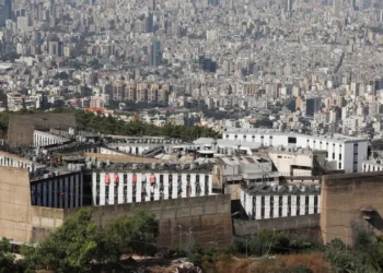 دمشق وبيروت توقّعان اتفاقية لنقل مئات السجناء السوريين من لبنان