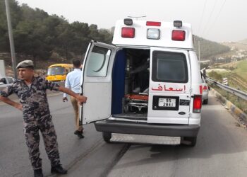 وفاة امرأة واصابة طفلها إثر سقوطهم من مرتفع في إربد