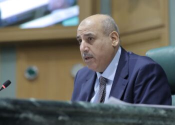 القاضي يدعو الحكومة لحماية الفئات الأكثر احتياجًا في رمضان