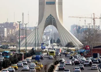 الهند تطلب من رعاياها مغادرة إيران