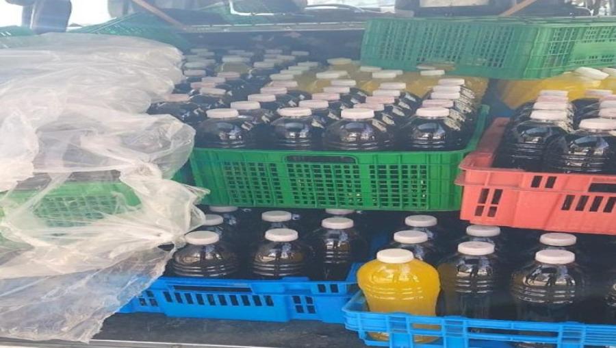 الغذاء والدواء: إتلاف 750 لترا من العصائر الرمضانية ضُبطت في مركبة