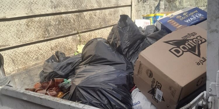 إتلاف 112 كيلو مواد تموينية ومعلبات منتهية الصلاحية في اربد