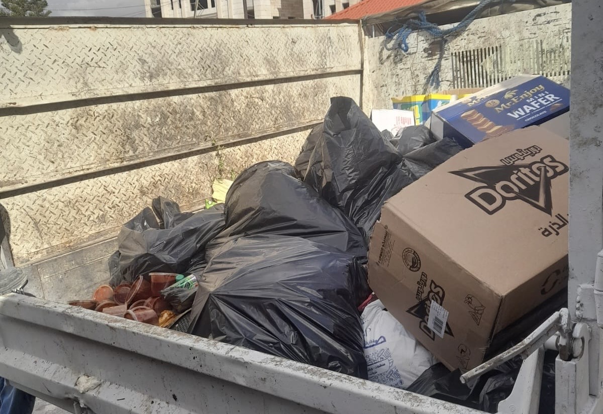 إتلاف 112 كيلو مواد تموينية ومعلبات منتهية الصلاحية في اربد