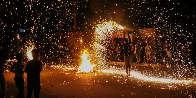 مواطنون يطالبون بوقف بيع الألعاب المزعجة خلال رمضان