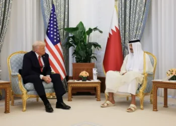 اتصال هاتفي بين أمير قطر والرئيس الأمريكي لبحث التهدئة في المنطقة