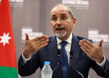 الصفدي: أولوياتنا هي التطلع للأمام لتطبيق خطة ترامب للسلام وتحقيق الاستقرار في غزة