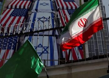مسؤول يؤكد : طهران أبلغت واشنطن أنها لن تبحث إلا النووي