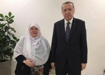 تنمر سياسي تركي من زي رئيسة بلدية يفجر غضبا رقميا وأردوغان يدين
