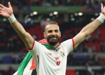 يزن العرب يجدد عقده مع سيول الكوري الجنوبي