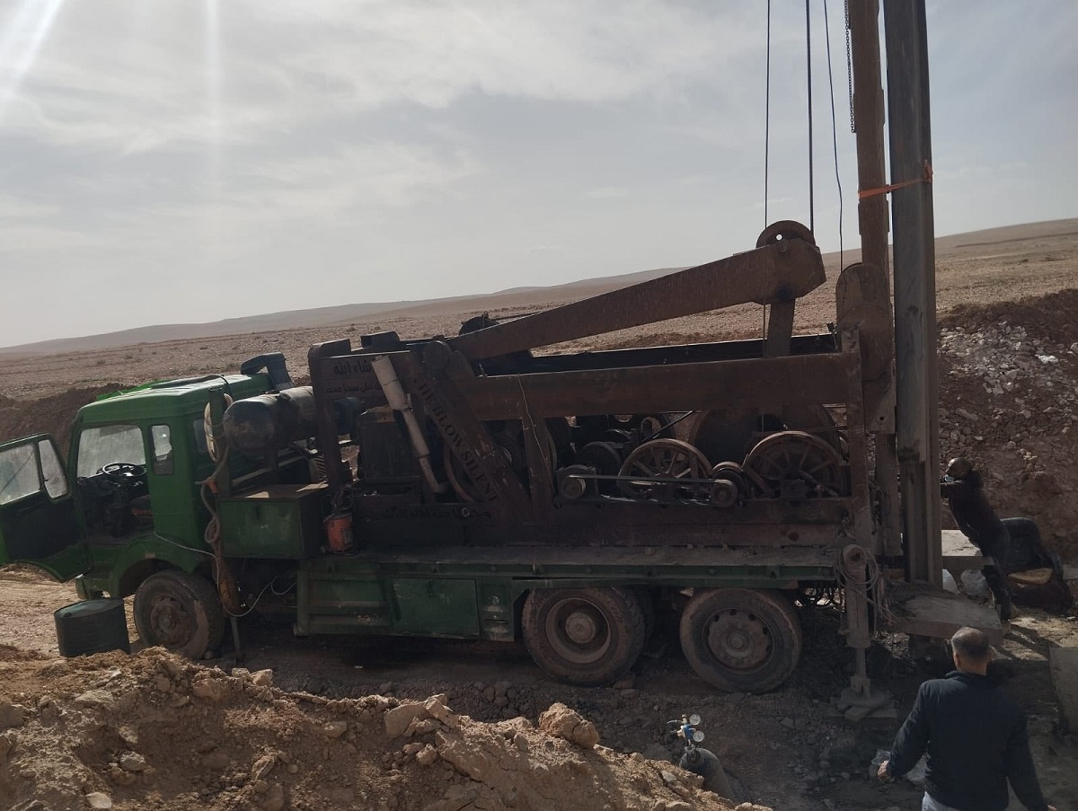 وزارة المياه: ضبط حفارة مخالفة في الموقر وتوقيف 3 أشخاص