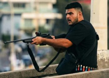 منفذ هجوم بوندي بأستراليا يكتفي بكلمة واحدة في أول ظهور أمام المحكمة