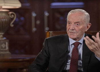 حسّان ينعى عبيدات.. الأردن فقد برحيله أحد رجالاته البارزين
