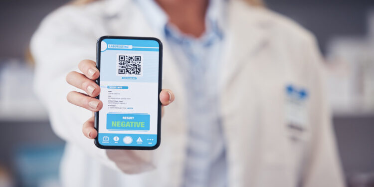 رمز “QR Code” يتيح للمريض التحقق من ترخيص طبيب الأسنان ومزاولته للمهنة