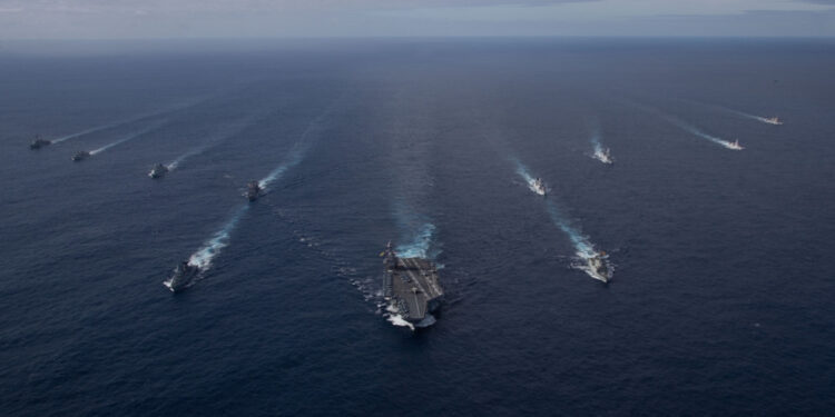 ترامب يدرس توجيه ضربة محدودة لإيران تتضمن استهداف القادة