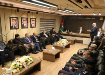 محافظ الزرقاء: أبوابنا مفتوحة لتلقي أي ملاحظات أو شكاوى
