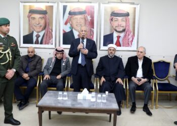 مندوبا عن الملك وولي العهد.. العيسوي يعزي عشائر الربطة والدبوبي والحوراني والجعافرة