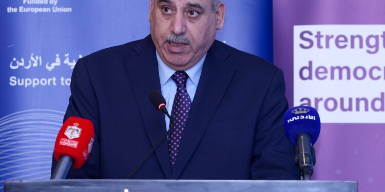 رئيس النواب: تعزيز العمل الحزبي البرلماني هدف آمن ونادى به الملك