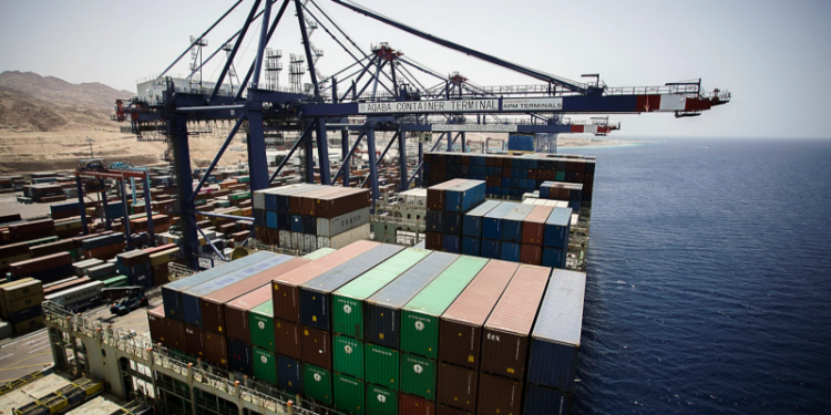 استثمار يتجاوز 130 مليون دينار لتطوير وتشغيل الميناء متعدد الأغراض في العقبة