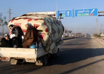 إدخال أول دفعة شاحنات أردنية إلى تركيا واليونان عبر معبر باب الهوى