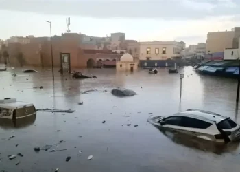 إجلاء أكثر من 100 ألف مع تفاقم فيضانات شمال غرب المغرب