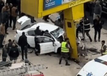 وفاة و4 إصابات بحادث سير في وسط البلد