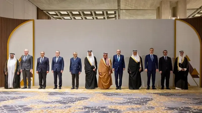 وزاري الرياض: تمادي إيران في انتهاك سيادة الدول سيكلفها الثمن
