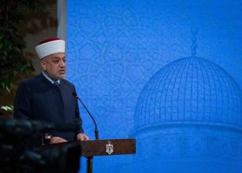 وزير الأوقاف: الأردن بقيادة الملك في طليعة المدافعين عن المسجد الأقصى