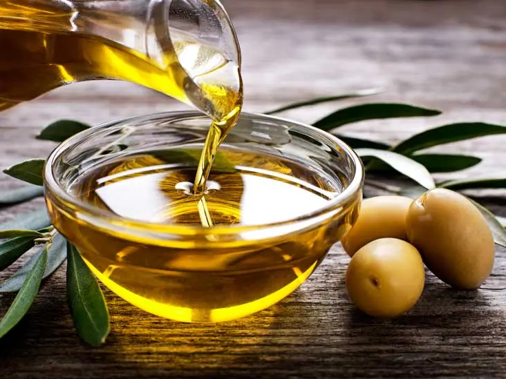 الغذاء والدواء: ضرورة شراء زيت الزيتون المستورد من مصادر موثوقة