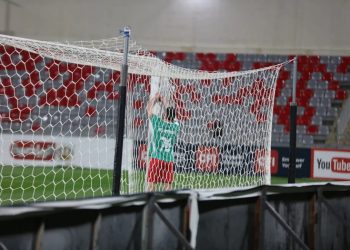 الحسين يلوح بالتصعيد ويضع شروطًا.. ويشكو خشونة لاعب الوحدات