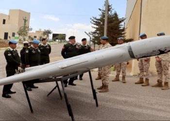 الحنيطي يطلع على جهود سلاح الهندسة الملكي في التعامل مع المتساقطات