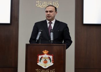 الحكومة : حملة مكثفة على الأسواق.. ونتابع شكاوى الامتناع عن البيع