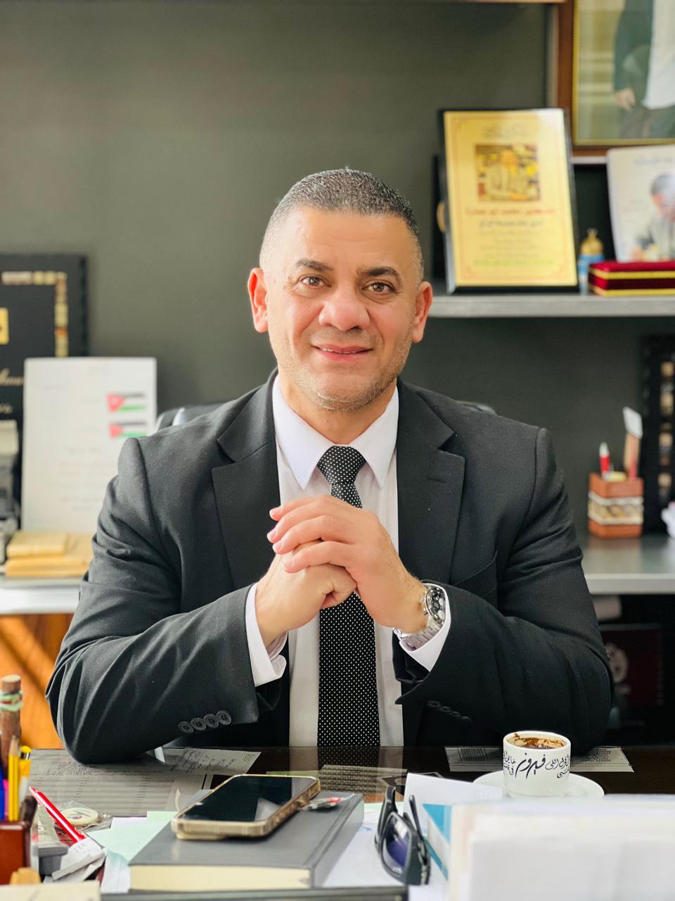 من يدير العملية التعليمية مجموعات الواتس آب أم وزارة التربية و التعليم!!