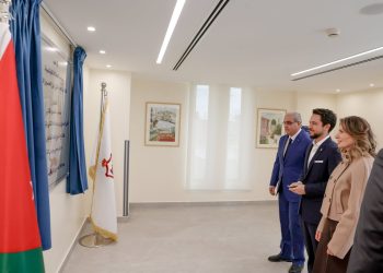 ولي العهد يفتتح مشروع إعادة تأهيل وتطوير مركز صحي جرش الشامل