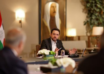 ولي العهد يؤكد أهمية الإسراع في تطوير وتنظيم البيئة التشريعية الداعمة للمشاريع الناشئة