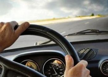 ضبط مركبة تسير بسرعة 236 كلم/س على طريق خارجي