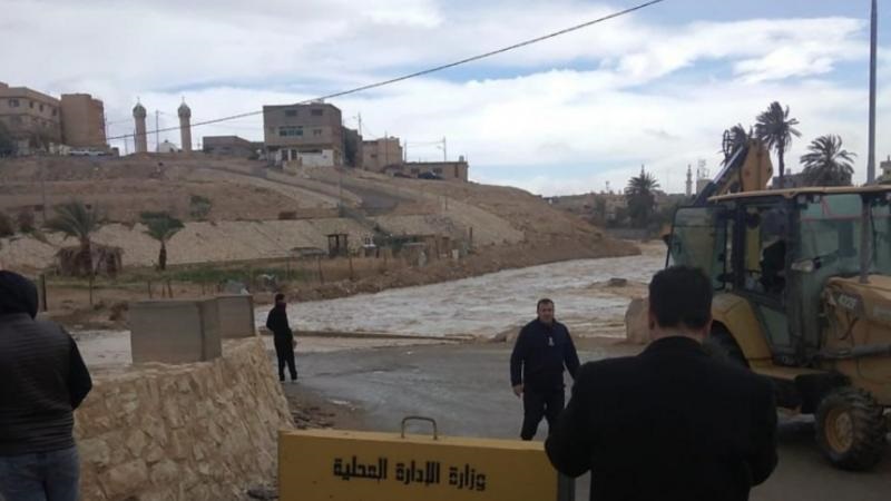 إغلاق جسر الشامية في معان مؤقتاً بسبب ارتفاع منسوب المياه