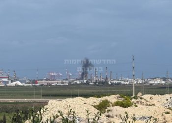 إصابة مصفاة تكرير البترول في حيفا بقصف متزامن من إيران ولبنان نحو شمال إسرائيل