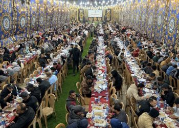 الخيرية الهاشمية والحملة الأردنية تنظمان أكبر إفطار جماعي جنوب غزة