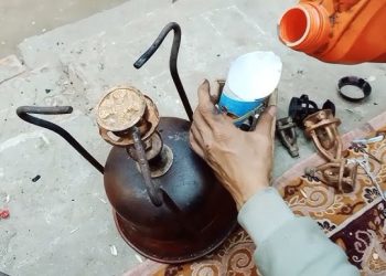 وزير الصناعة للأردنيين : لا تشتروا الفوانيس والبوابير