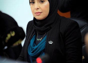 دعوات الشارع ..من يشعلها ومن يحترق بها .