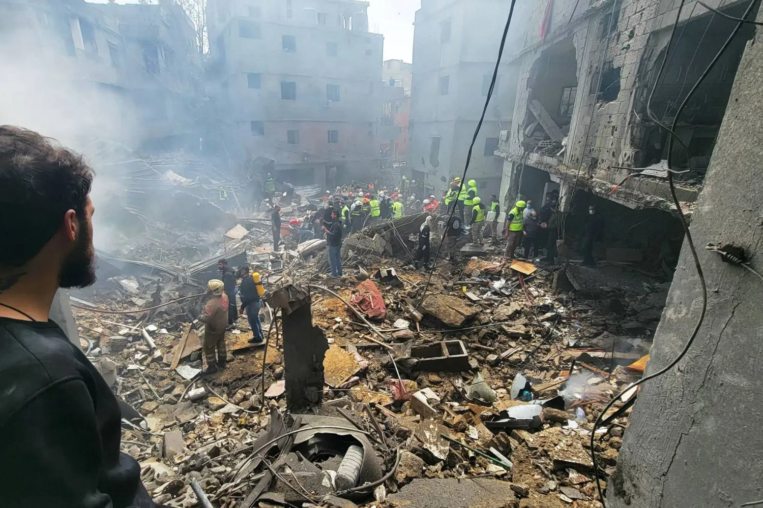 10 شهداء و57 جريحا في 3 غارات إسرائيلية على لبنان