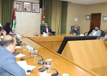التربية تؤكد حرصها على توفير البيئة الصحية في المدارس