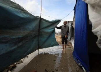 منخفض جوي جديد يفاقم معاناة النازحين بغزة