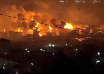 اندلاع حريق في مصفاة روسية بعد هجوم بمسيرات