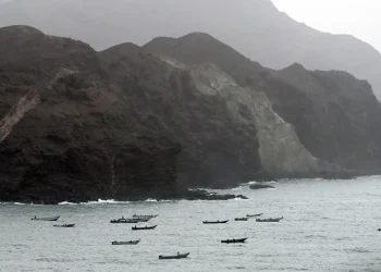 طهران : حلفاء إيران سيغلقون باب المندب إذا خرج الوضع عن السيطرة