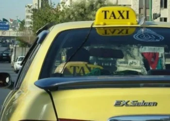مطالب بتركيب كاميرات مراقبة داخل التكسي الأصفر لحماية حقوق السائق والركاب