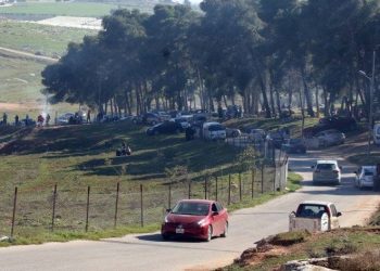 الدوريات الخارجية تدعو السائقين للالتزام بقواعد السير خلال العطلة