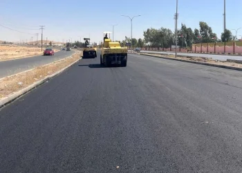 أعمال صيانة على طرق حيوية والدوريات الخارجية تدعو للالتزام والحذر